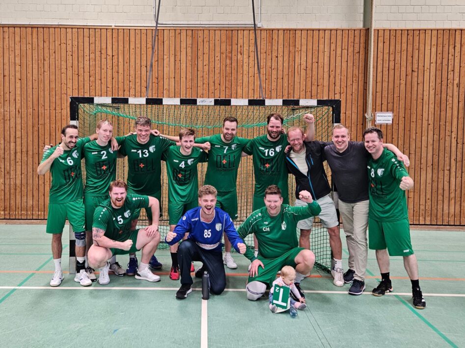 3. Herren im Tor versammelt